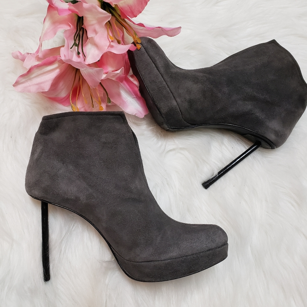 Stuart Weitzman Seamstress Gray Platform Booties … - image 1